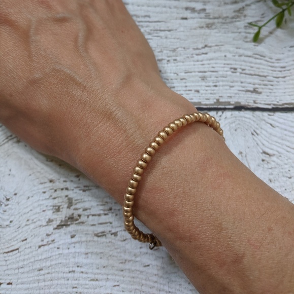Handcrafted Brushed Gold beaded bracelet - Picture 3 of 6